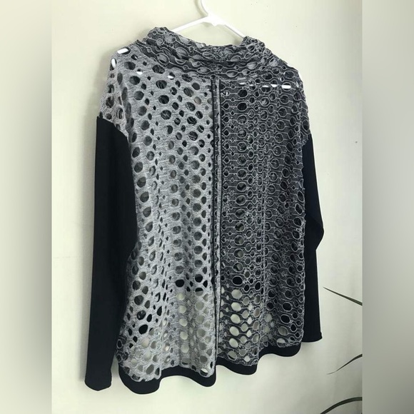 Joseph Ribkoff Size 12 Top - Picture 4 of 7